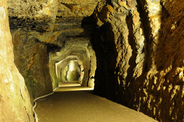 島根県 世界遺産 石見銀山 洞窟